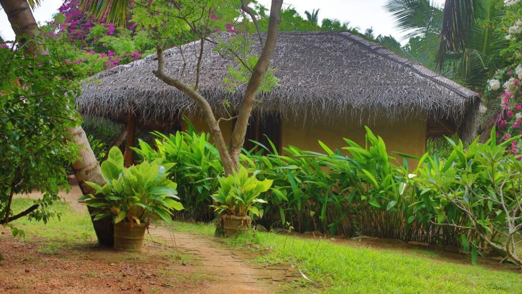 Mangrove Beach Cabana Tangalle Exterior foto